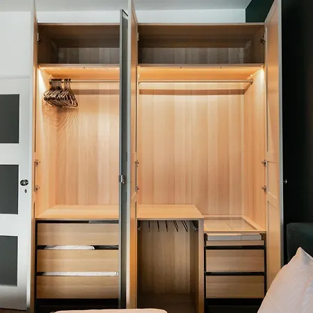 Apartment Praga Chic *