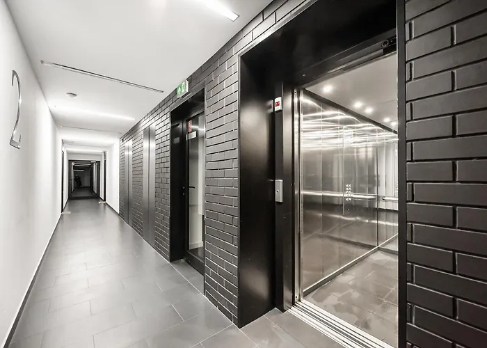 Praga Chic By Bookinghost Daire